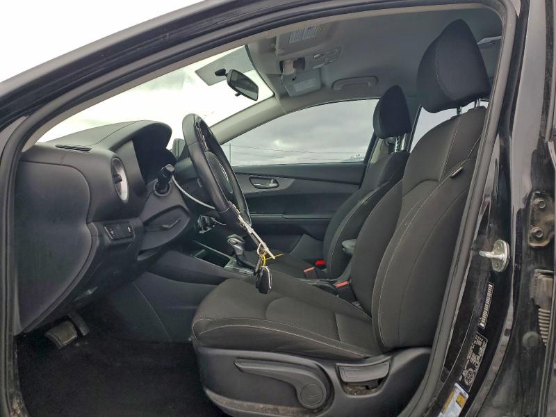 Photo 7 from auction – 2021 KIA FORTE FE with VIN 3KPF24AD1ME276777