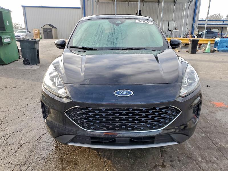 Photo 5 from auction – 2020 FORD ESCAPE SE with VIN 1FMCU9G69LUA23401