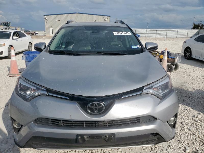 Photo 5 from auction – 2018 TOYOTA RAV4 LIMIT with VIN 2T3YFREV4JW428998