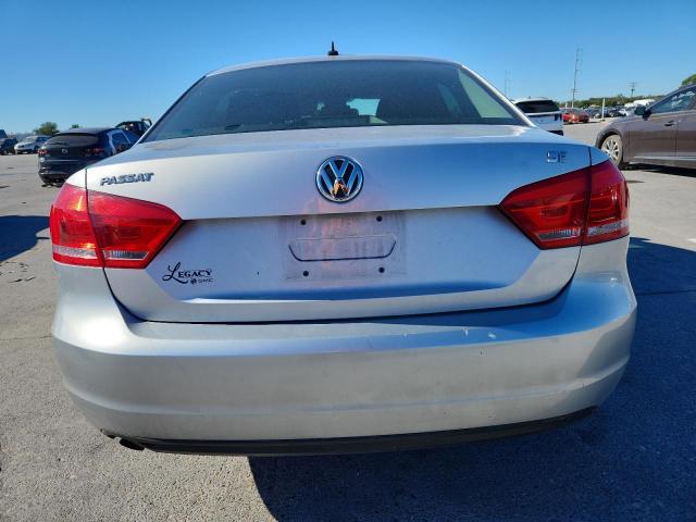 Photo 6 from auction – 2014 VOLKSWAGEN PASSAT S with VIN 1VWAH7A35EC008564
