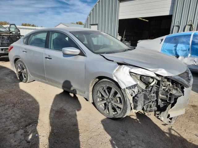 Photo 4 from auction – 2016 NISSAN ALTIMA 2.5 with VIN 1N4AL3AP9GN385862