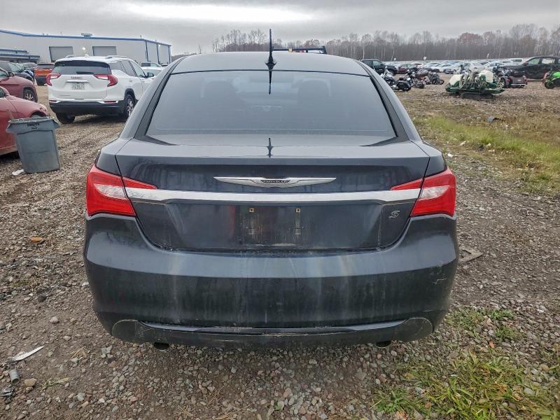 Photo 6 from auction – 2012 CHRYSLER 200 TOURIN with VIN 1C3CCBBG1CN257562
