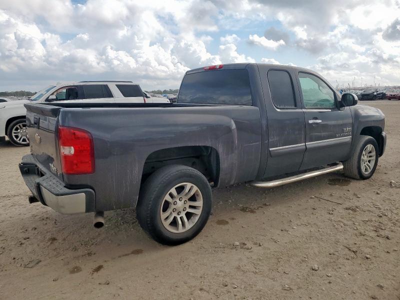 Photo 3 from auction – 2011 CHEVROLET SILVERADO with VIN 1GCRCSE01BZ317979