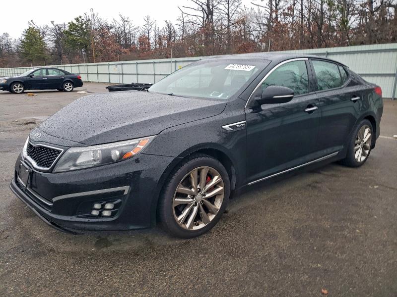 KIA OPTIMA SX 2015 with VIN 5XXGR4A62FG505849 - Photo from auction