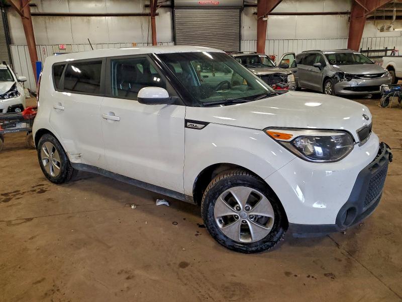 Photo 4 from auction – 2016 KIA SOUL with VIN KNDJN2A23G7285098