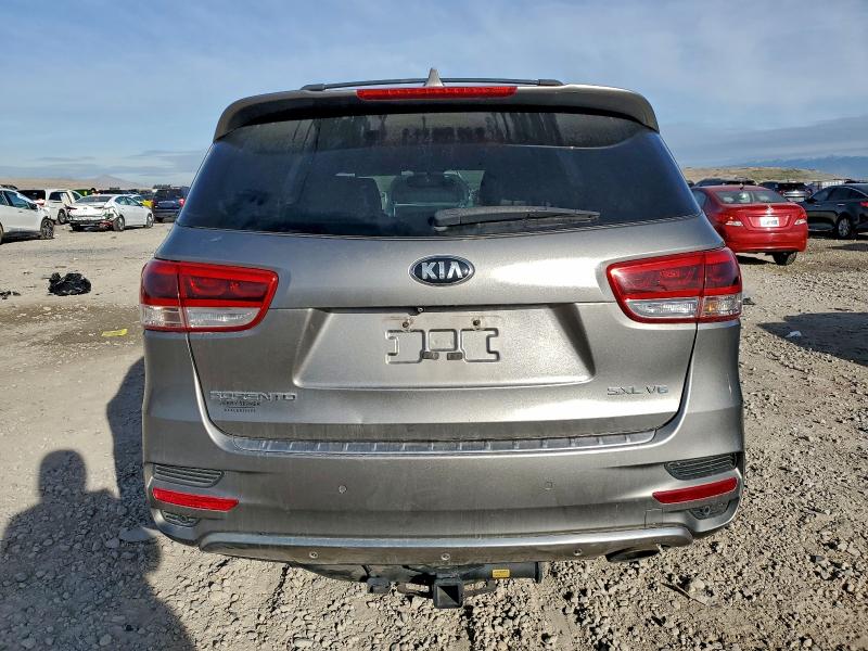 Photo 6 from auction – 2016 KIA SORENTO SX with VIN 5XYPKDA5XGG094466