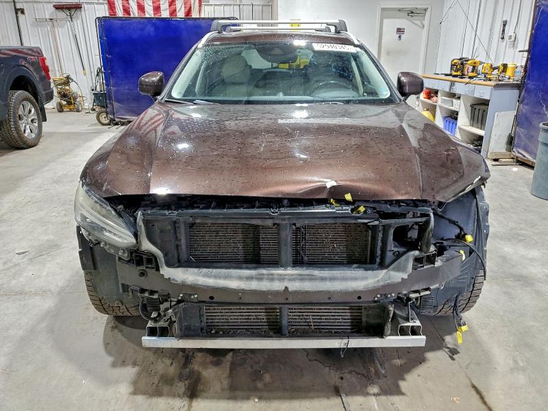 Photo 5 from auction – 2017 VOLVO V90 CROSS with VIN YV4A22NL0H1001911