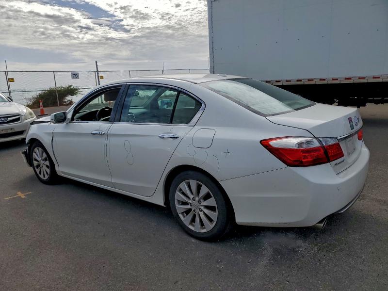 Photo 2 from auction – 2015 HONDA ACCORD with VIN 1HGCR3F80FA007147