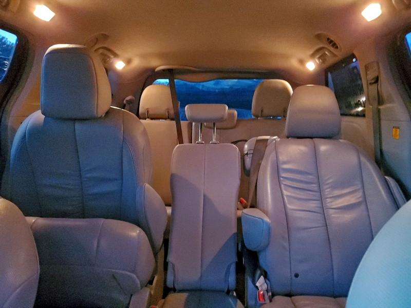 Photo 10 from auction – 2012 TOYOTA SIENNA XLE with VIN 5TDYK3DC6CS186521