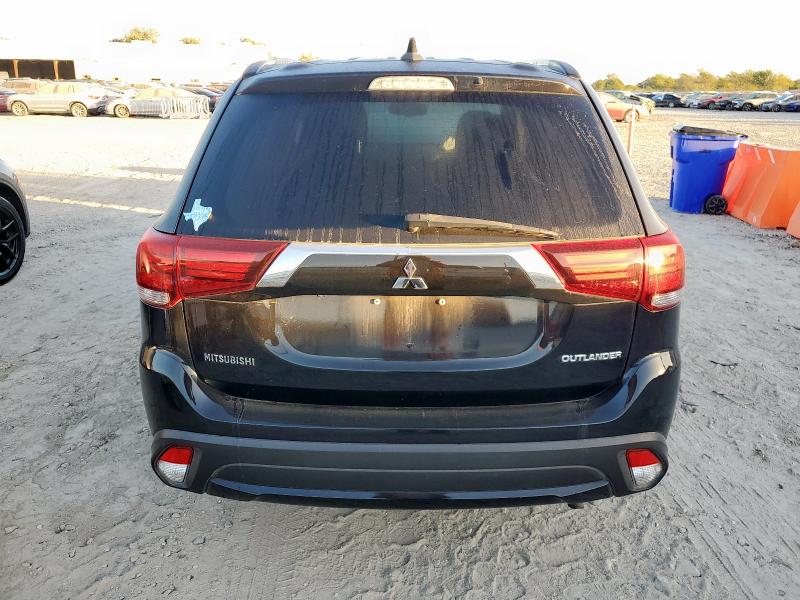 Photo 6 from auction – 2018 MITSUBISHI OUTLANDER with VIN JA4AZ3A33JZ020237