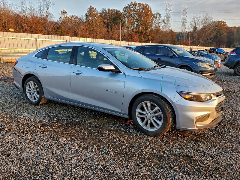 Photo 4 from auction – 2018 CHEVROLET MALIBU with VIN 1G1ZD5ST4JF154024