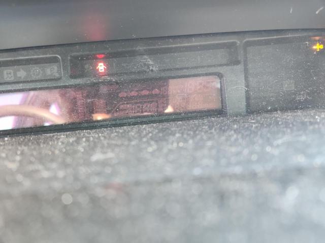 Photo 9 from auction – 2014 TOYOTA PRIUS V with VIN JTDZN3EU5E3330888