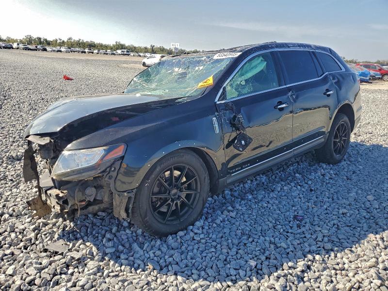LINCOLN MKT 2015 with VIN 2LMHJ5NK9FBL00358 - Photo from auction