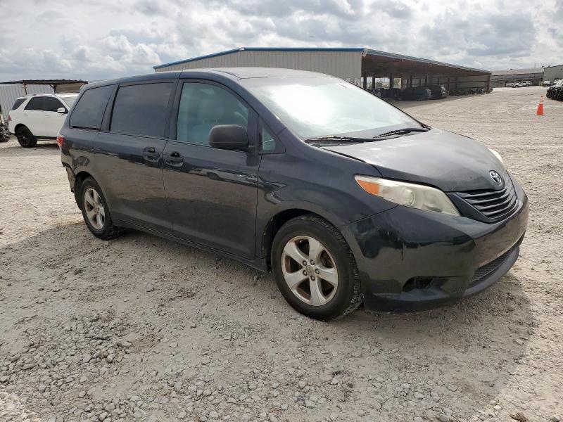 Photo 4 from auction – 2015 TOYOTA SIENNA with VIN 5TDZK3DC0FS540977