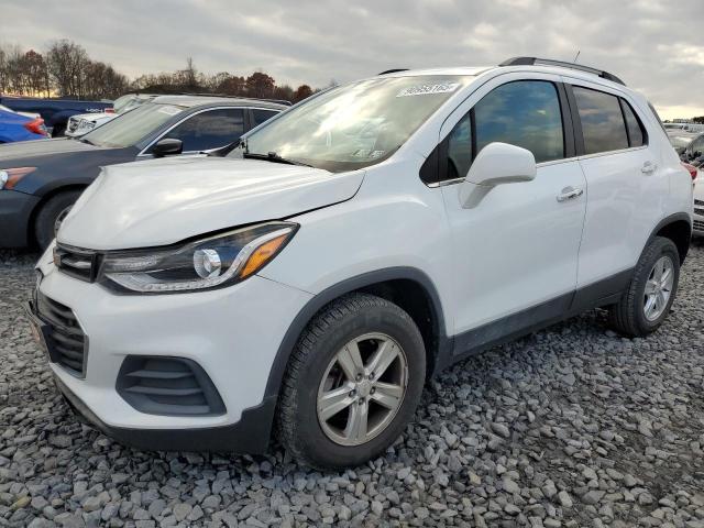 CHEVROLET TRAX 1LT 2018 with VIN KL7CJPSB1JB709556 - Photo from auction