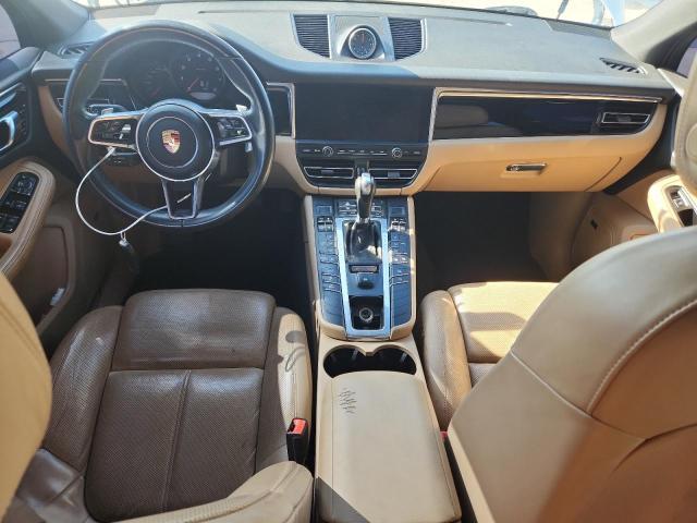 Photo 8 from auction – 2019 PORSCHE MACAN with VIN WP1AA2A55KLB04278