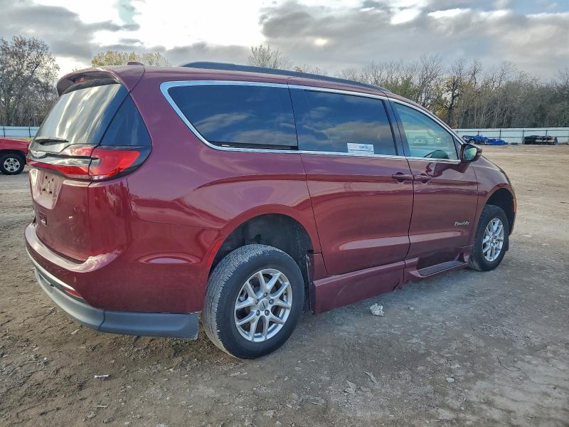 Photo 3 from auction – 2022 CHRYSLER PACIFICA T with VIN 2C4RC1BG1NR159699
