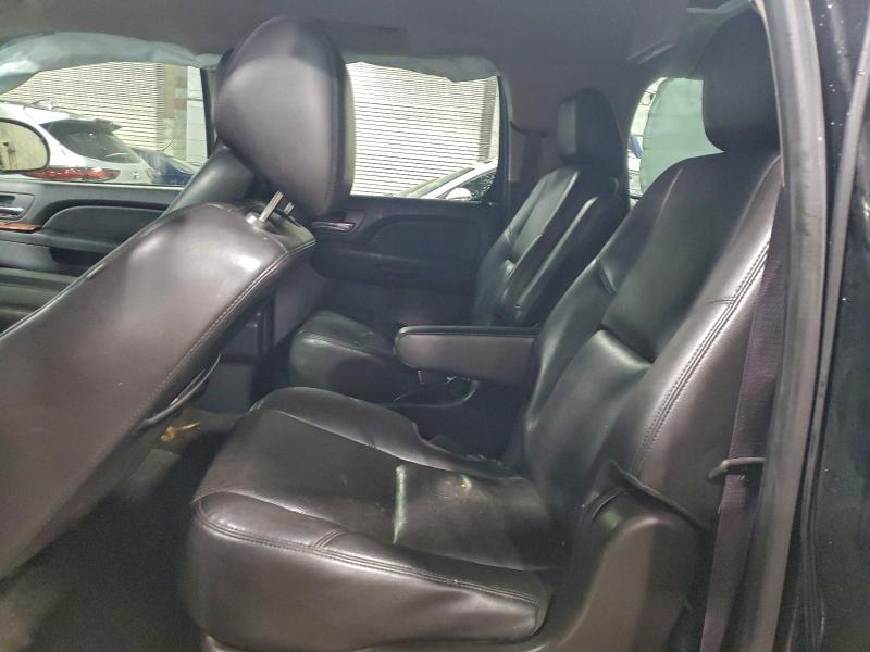 Photo 11 from auction – 2013 CHEVROLET SUBURBAN with VIN 1GNSKKE75DR313428