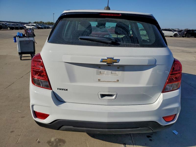 Photo 6 from auction – 2020 CHEVROLET TRAX LS with VIN KL7CJKSB2LB045113
