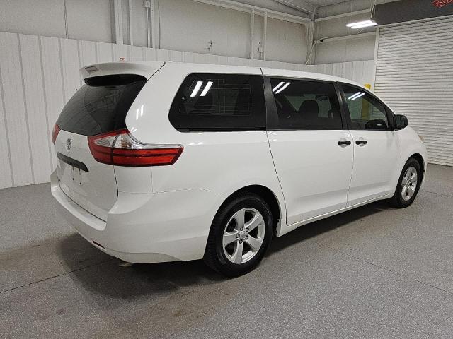 Photo 3 from auction – 2016 TOYOTA SIENNA with VIN 5TDZK3DCXGS721960