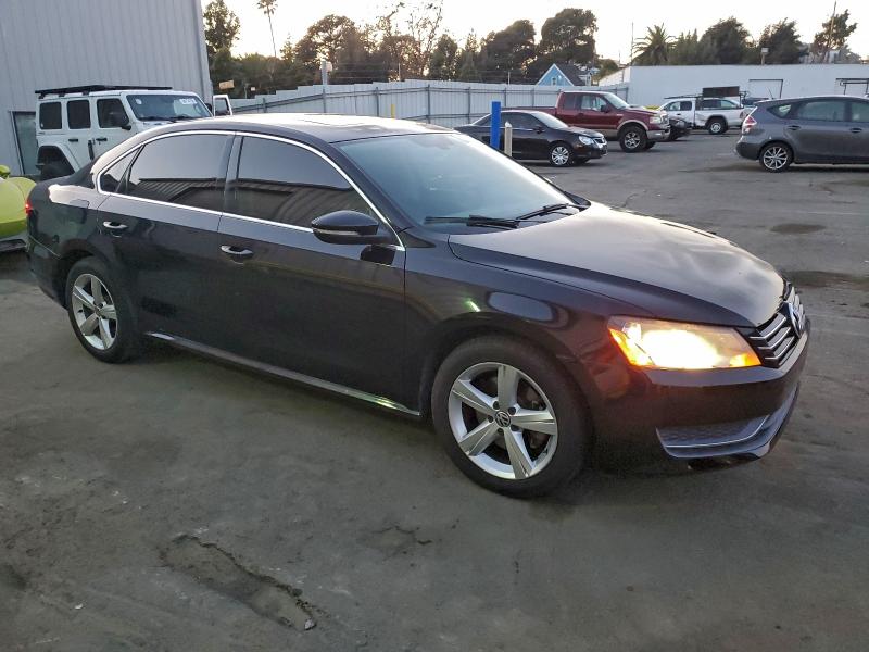 Photo 4 from auction – 2012 VOLKSWAGEN PASSAT SE with VIN 1VWBP7A33CC007160