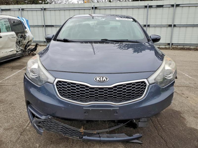 Photo 5 from auction – 2014 KIA FORTE LX with VIN KNAFX4A61E5160203