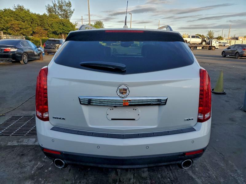 Photo 6 from auction – 2014 CADILLAC SRX PERFOR with VIN 3GYFNCE30ES643443