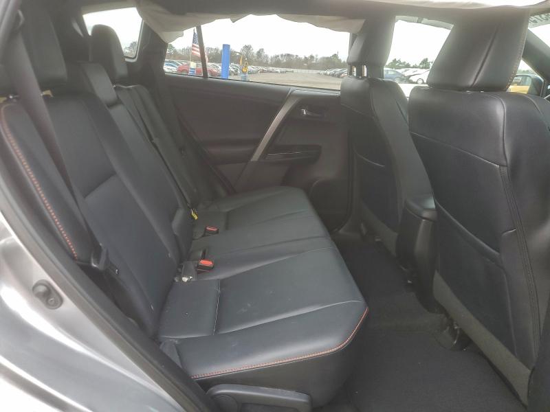 Photo 11 from auction – 2016 TOYOTA RAV4 SE with VIN 2T3JFREV2GW439380