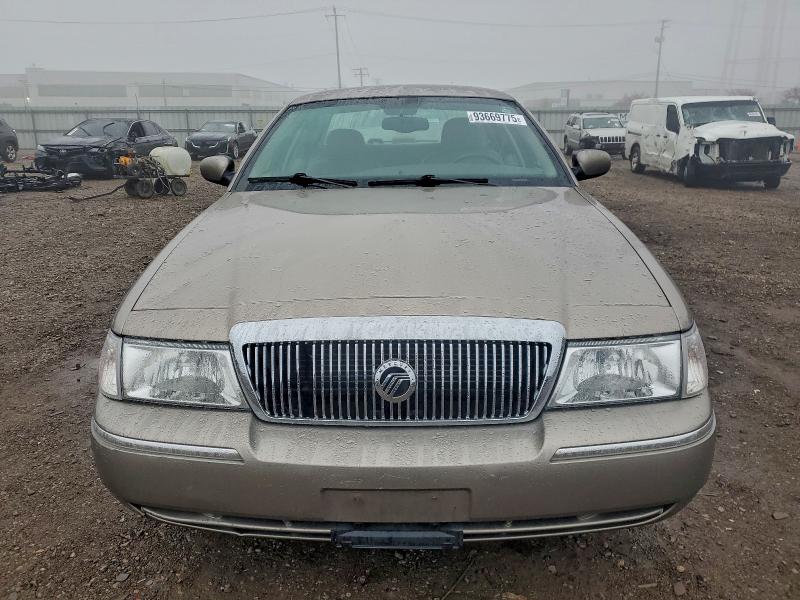 Photo 5 from auction – 2004 MERCURY GRAND MARQ with VIN 2MEFM75W74X623657