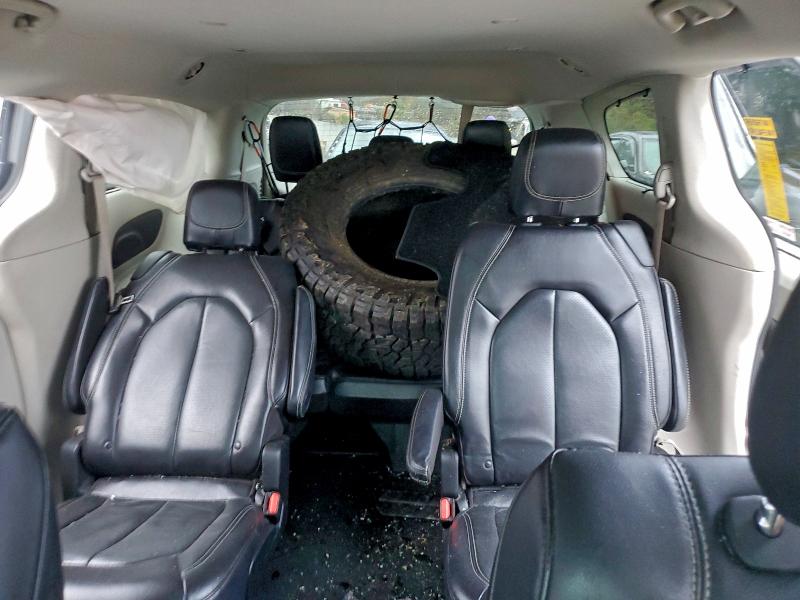 Photo 10 from auction – 2022 CHRYSLER PACIFICA T with VIN 2C4RC1BG8NR197382