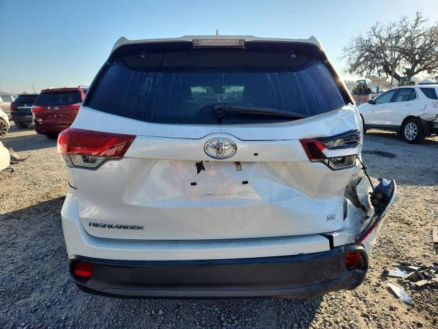 Photo 6 from auction – 2019 TOYOTA HIGHLANDER with VIN 5TDKZRFH4KS573659