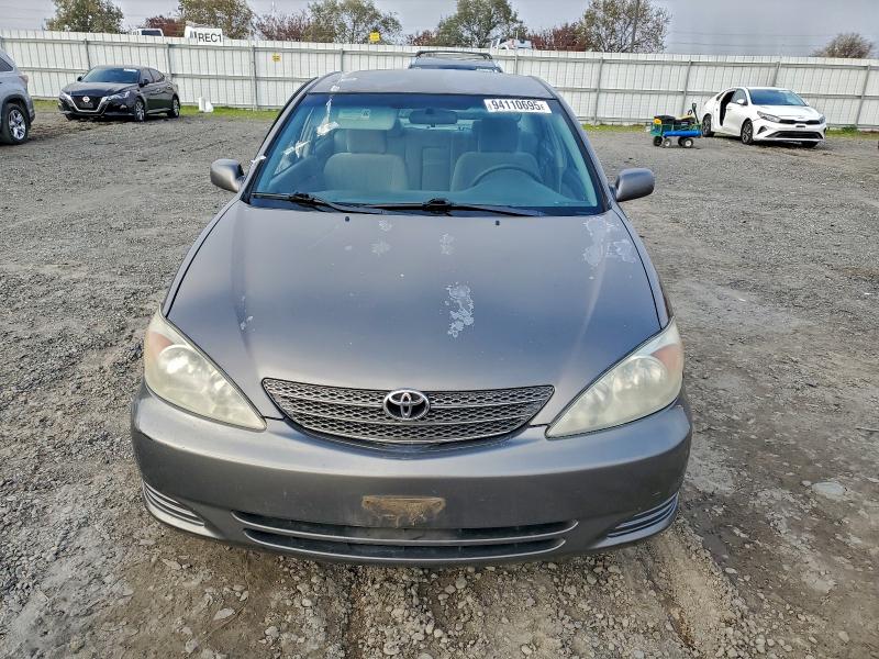 Photo 5 from auction – 2003 TOYOTA CAMRY LE with VIN 4T1BF30K33U560601