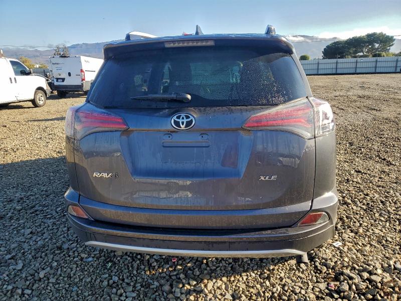 Photo 6 from auction – 2016 TOYOTA RAV4 XLE with VIN JTMWFREV3GD087686