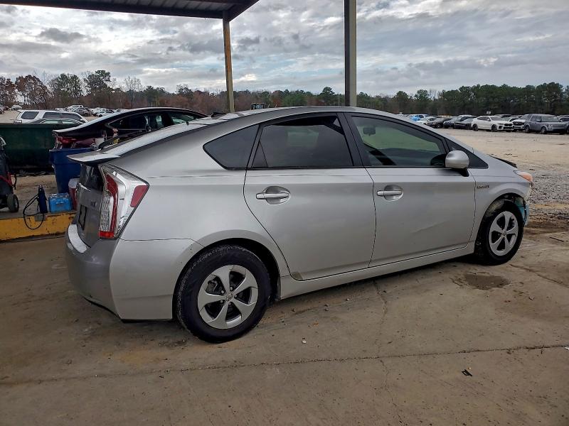 Photo 3 from auction – 2014 TOYOTA PRIUS with VIN JTDKN3DU2E0382113
