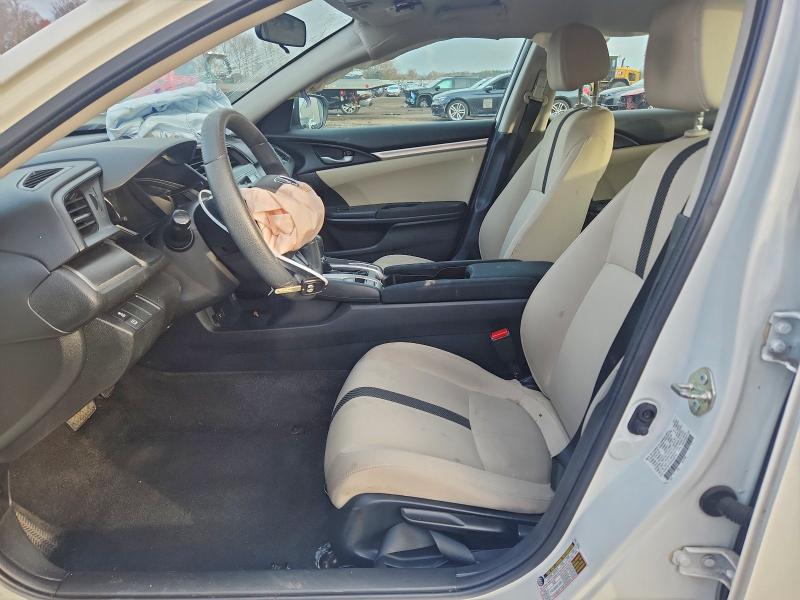 Photo 7 from auction – 2017 HONDA CIVIC LX with VIN 2HGFC2F52HH548705
