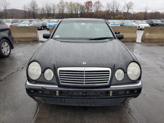 Photo 5 from auction – 1998 MERCEDES-BENZ E 320 with VIN WDBJF65F2WA627626
