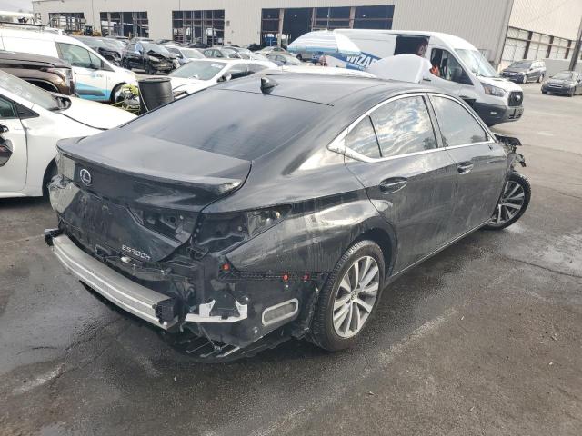 Photo 3 from auction – 2022 LEXUS ES 300H BA with VIN 58ADA1C14NU013489