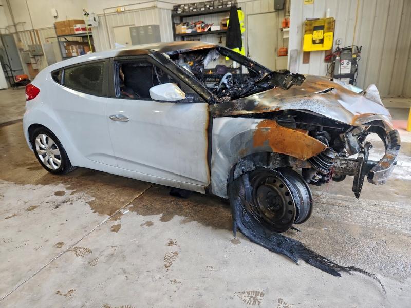Photo 4 from auction – 2014 HYUNDAI VELOSTER with VIN KMHTC6AD1EU213737