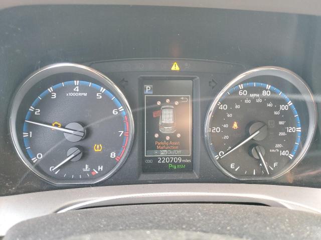 Photo 9 from auction – 2017 TOYOTA RAV4 with VIN 2T3YFREV4HW326319