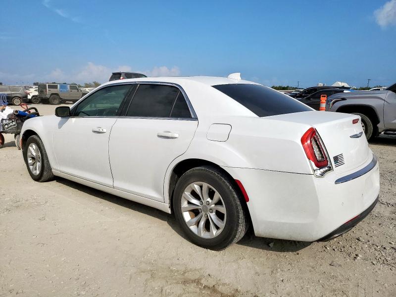Photo 2 from auction – 2015 CHRYSLER 300 LIMITE with VIN 2C3CCAAG5FH904327