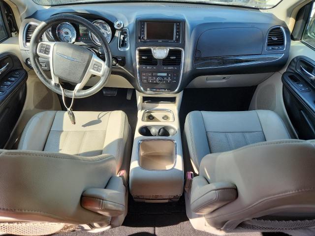 Photo 8 from auction – 2015 CHRYSLER TOWN & COU with VIN 2C4RC1CG6FR521381