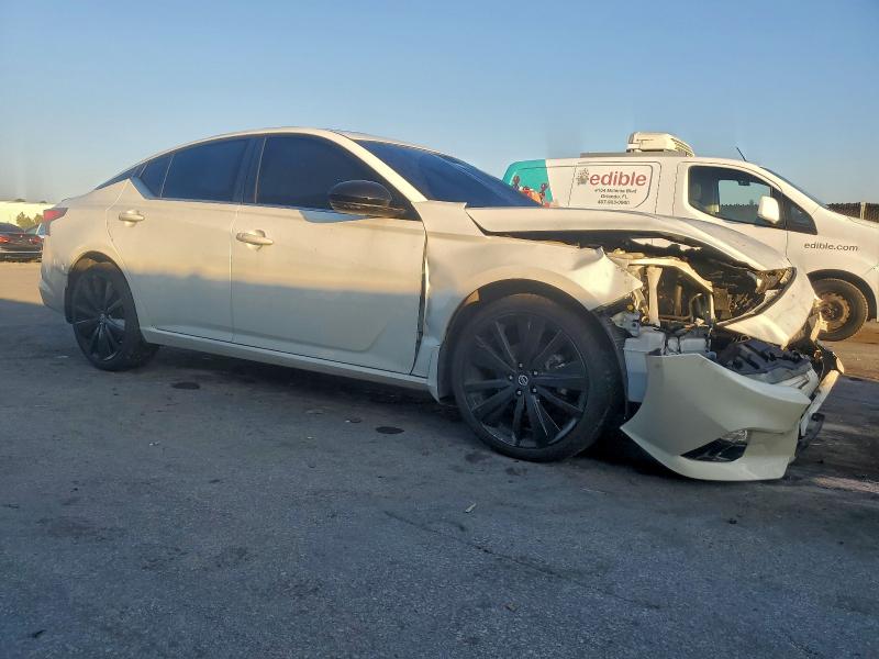 Photo 4 from auction – 2022 NISSAN ALTIMA SR with VIN 1N4BL4CV4NN373699