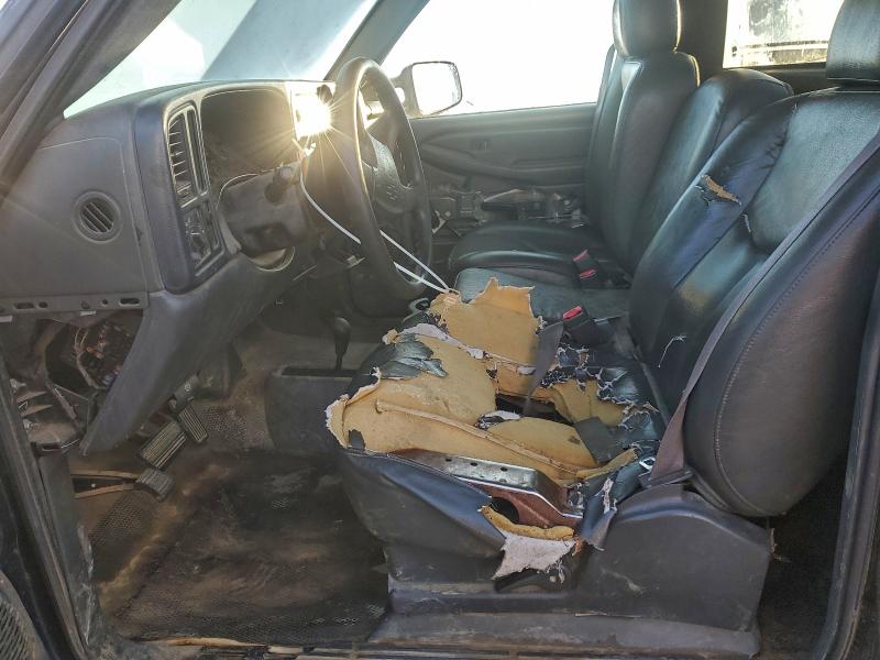 Photo 7 from auction – 2004 CHEVROLET SILVERADO with VIN 1GCHK24U14E129783