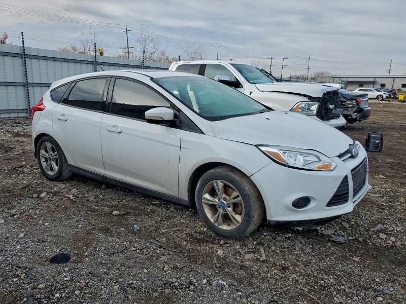 Photo 4 from auction – 2014 FORD FOCUS SE with VIN 1FADP3K25EL458822