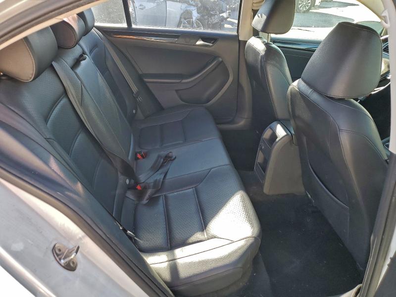 Photo 10 from auction – 2016 VOLKSWAGEN JETTA SEL with VIN 3VWL17AJ4GM307282