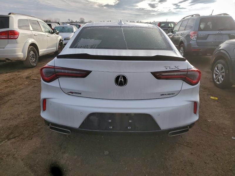 Photo 6 from auction – 2022 ACURA TLX TECH A with VIN 19UUB6F59NA002964