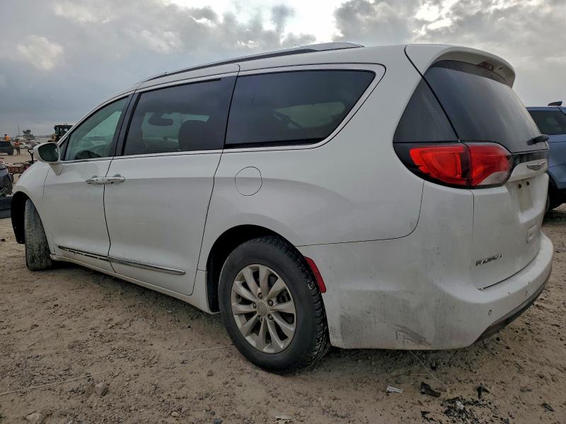 Photo 2 from auction – 2019 CHRYSLER PACIFICA T with VIN 2C4RC1BG6KR561262