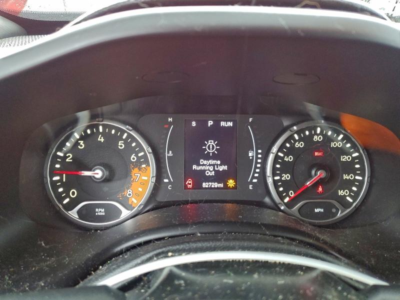 Photo 9 from auction – 2018 JEEP RENEGADE with VIN ZACCJBAB1JPH38830