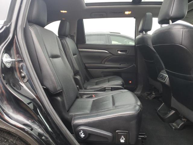 Photo 11 from auction – 2017 TOYOTA HIGHLANDER with VIN 5TDDZRFH7HS367608