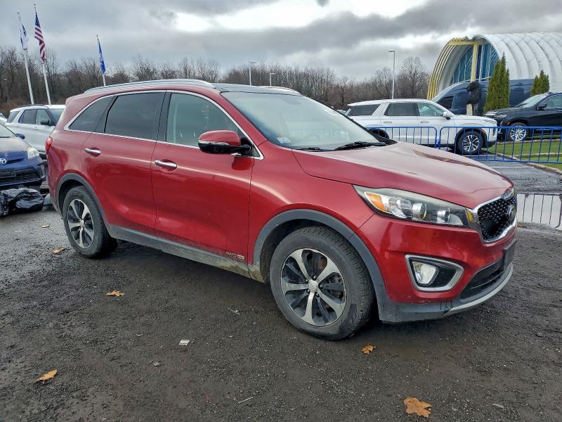 Photo 4 from auction – 2016 KIA SORENTO EX with VIN 5XYPHDA55GG092459